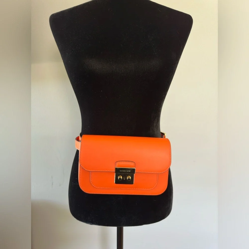 MICHAEL KORS Leather‎ Belt bag